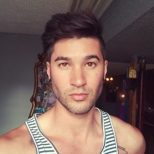 Meet your Posher, Ian